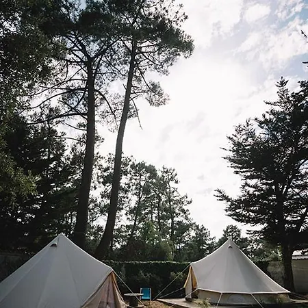 Tipi Les Conches 4 Pers 600M Plage 럭셔리텐트 *